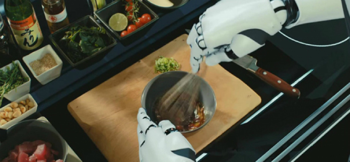 Робот cпособен приготовить 40 блюд