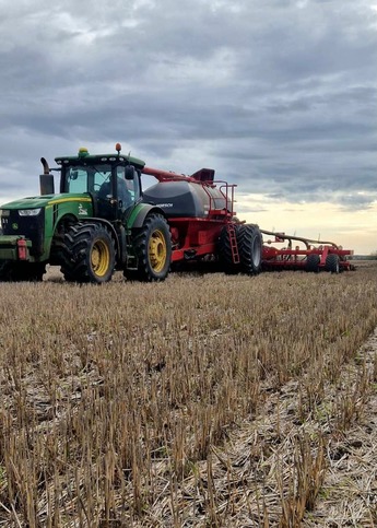 посівний комплекс Horsch Pronto з тракторами John Deere, фото
