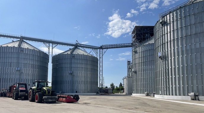 https://agroportal.ua/storage/media/orig/uploads/NEWS/silo/elevatorniy-biznes_Transvit.jpg